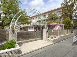 江戸川区中央２丁目